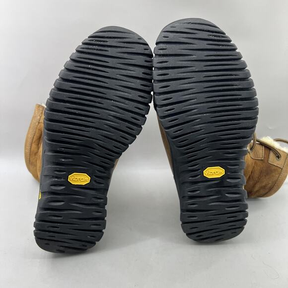 UGG Adirondack II Boots Women Size 10 Brown Gore-Tex Shearling Vibram Snow Shoes - Picture 7 of 12
